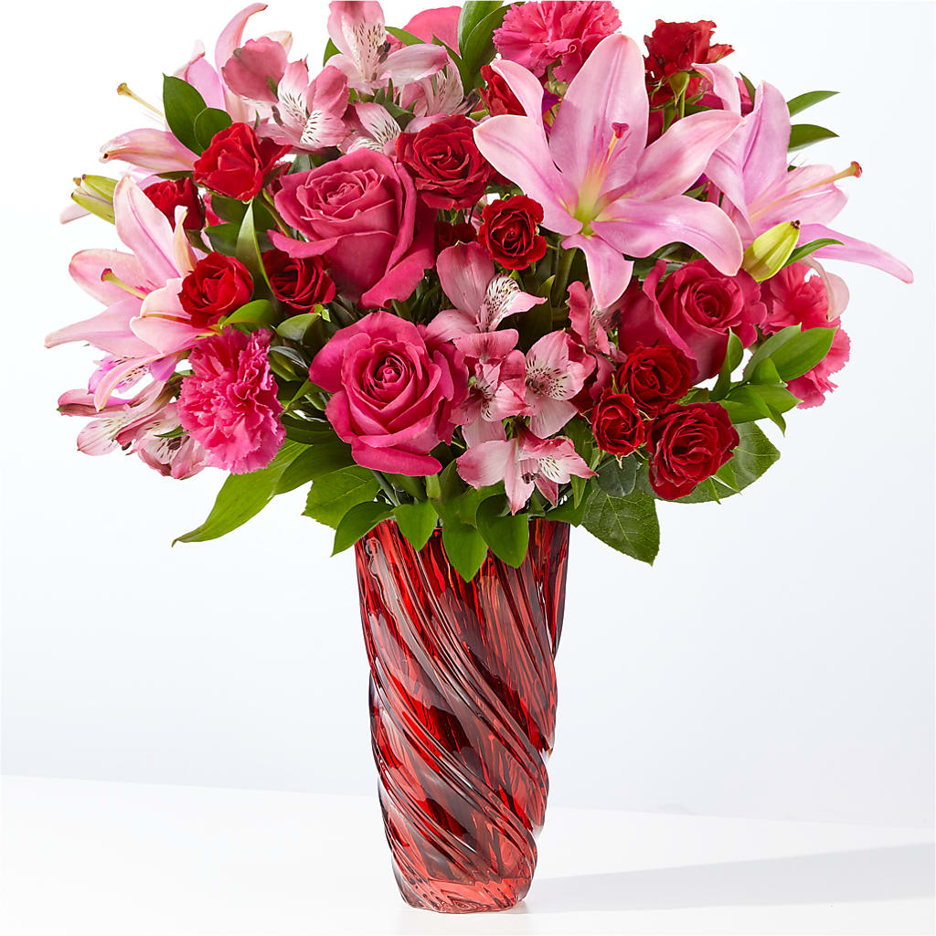 In Love Bouquet with Luxe Swirl Vase – Fairy Queen Floral, Madera CA