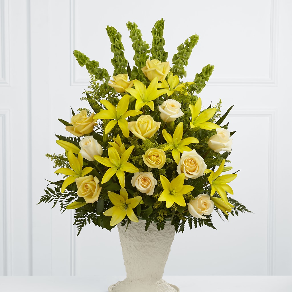 Golden Memories Arrangement – Fairy Queen Floral, Madera CA