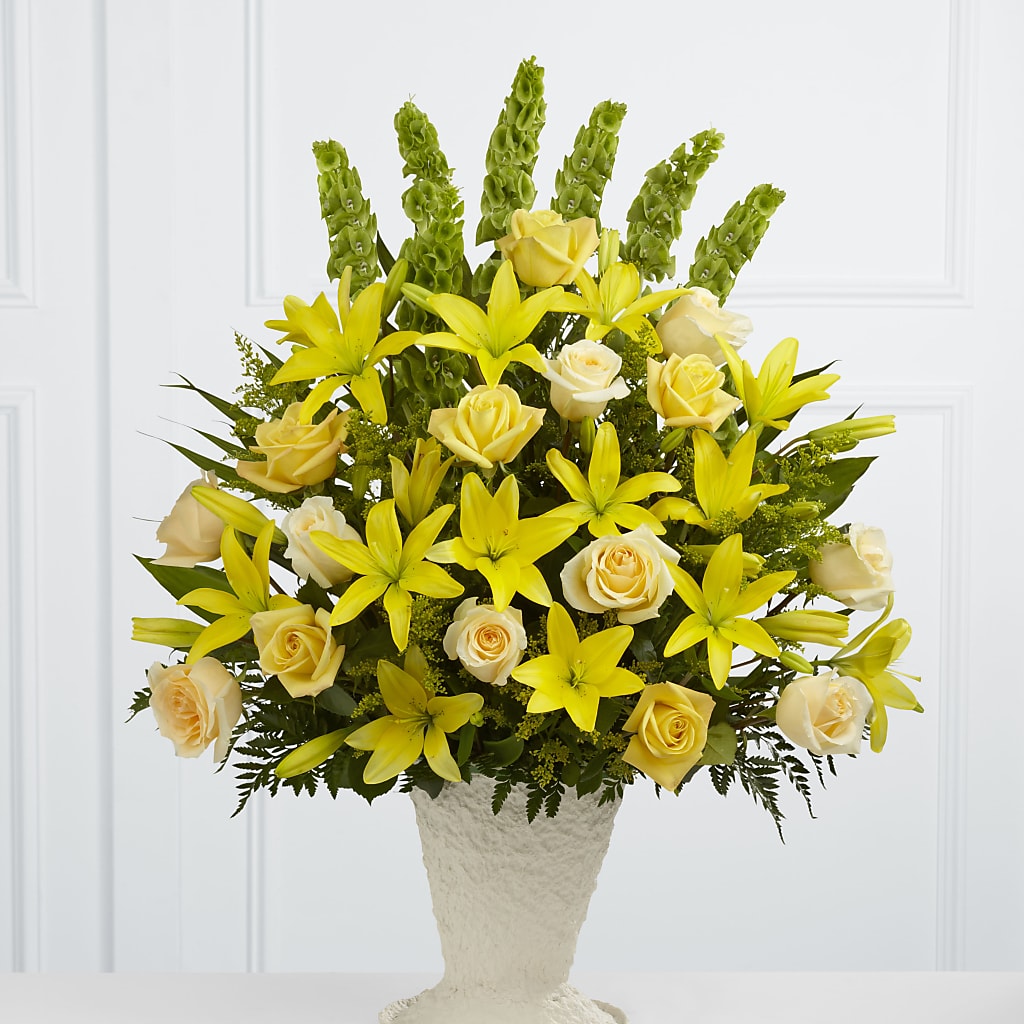 Golden Memories Arrangement – Fairy Queen Floral, Madera CA