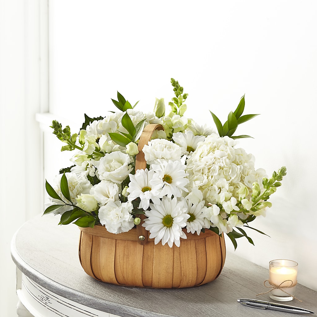 Pure Ivory Basket – Fairy Queen Floral, Madera CA