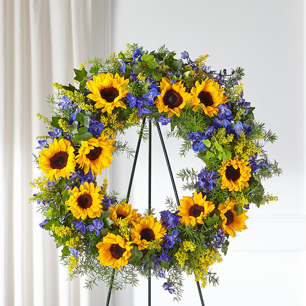 Bright Rays Wreath – Fairy Queen Floral, Madera CA