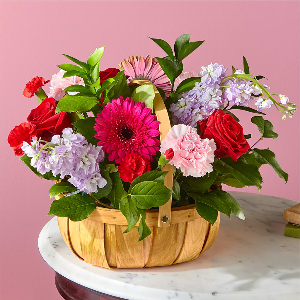 Pink Picnic Basket – Fairy Queen Floral, Madera CA