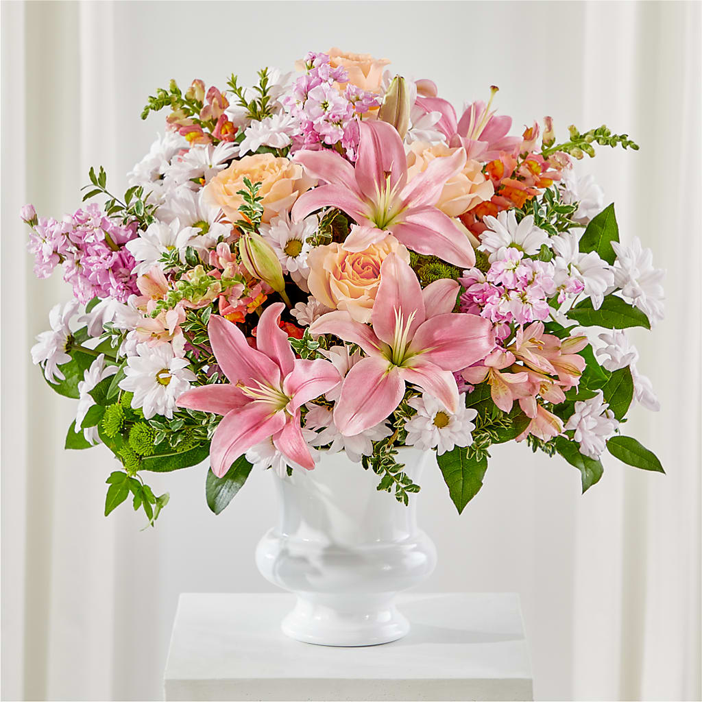 Heartfelt Gesture Urn Arrangement – Fairy Queen Floral, Madera CA