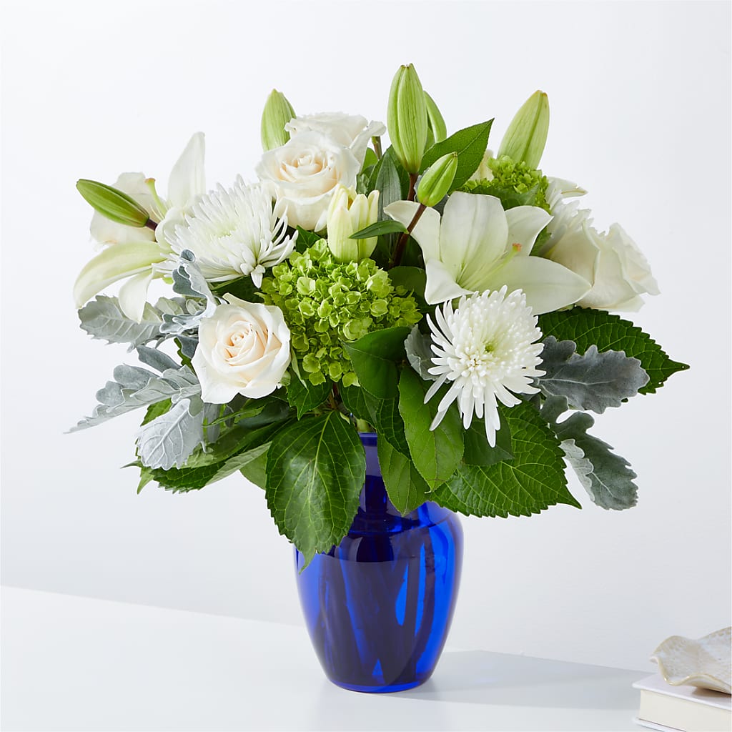 Snowy Dreams Bouquet – Fairy Queen Floral, Madera CA