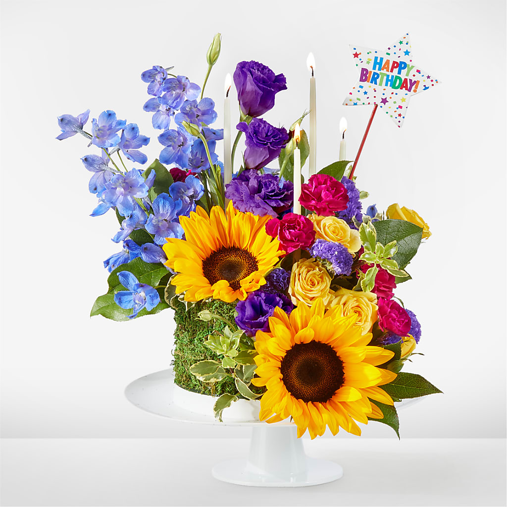 Star of the Day Floral Cake – Fairy Queen Floral, Madera CA