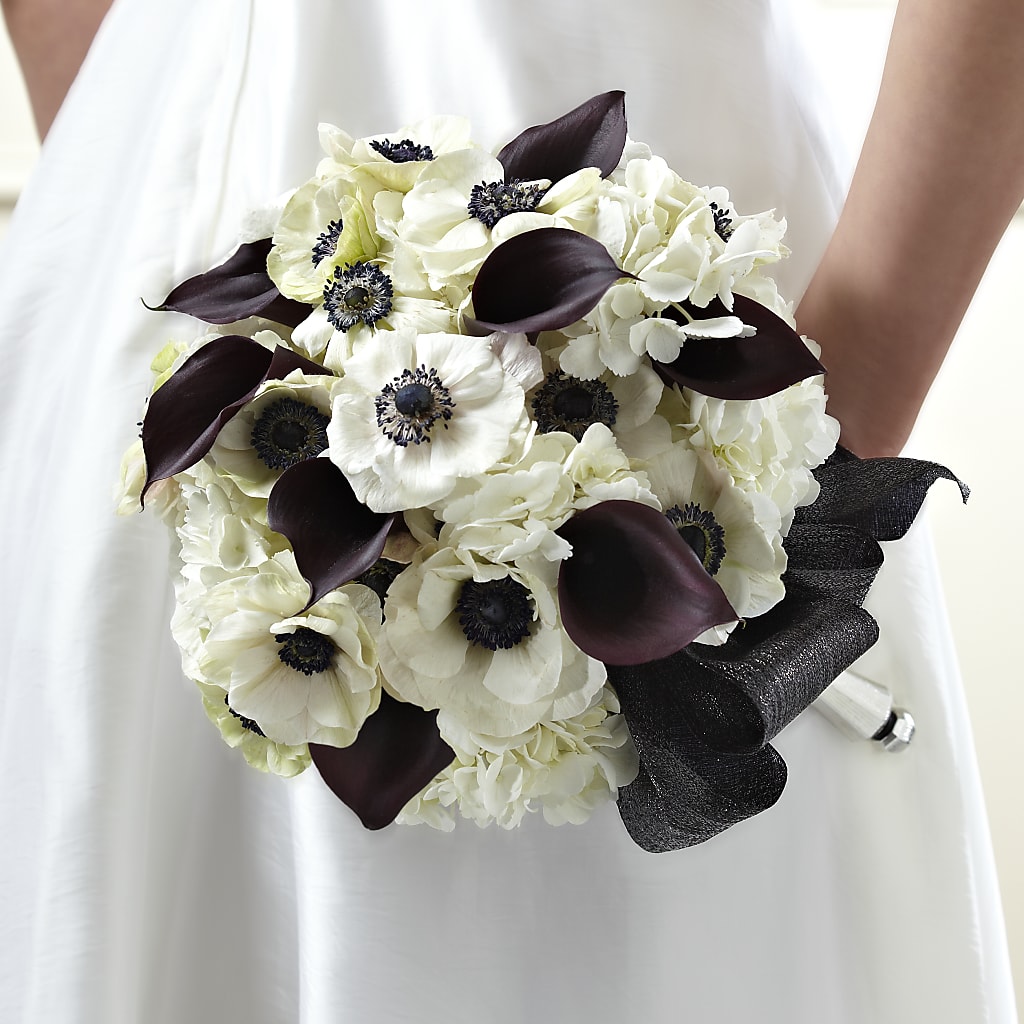 To Have and To Hold Bouquet – Fairy Queen Floral, Madera CA