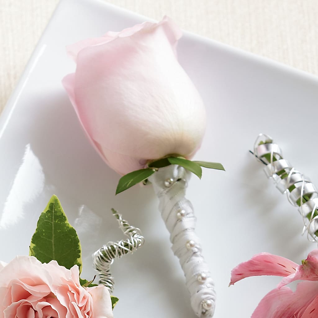 Pink Rose Boutonniere – Fairy Queen Floral, Madera CA