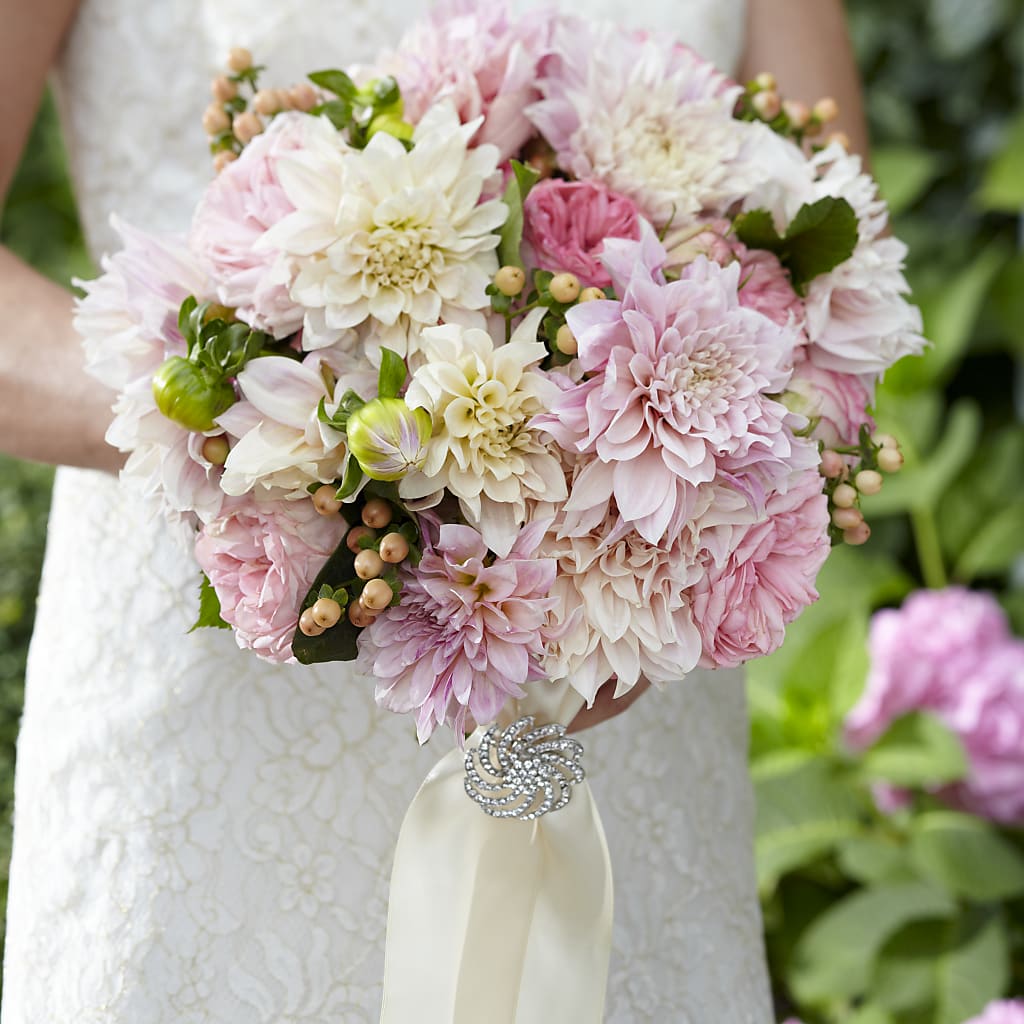 Heart's Promise Bouquet – Fairy Queen Floral, Madera CA