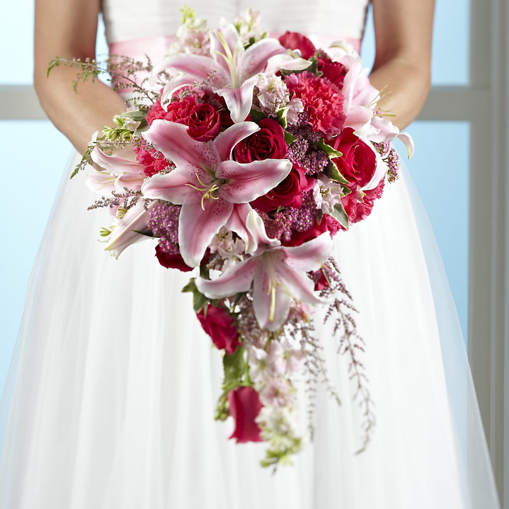 Lily & Rose Bouquet – Fairy Queen Floral, Madera CA