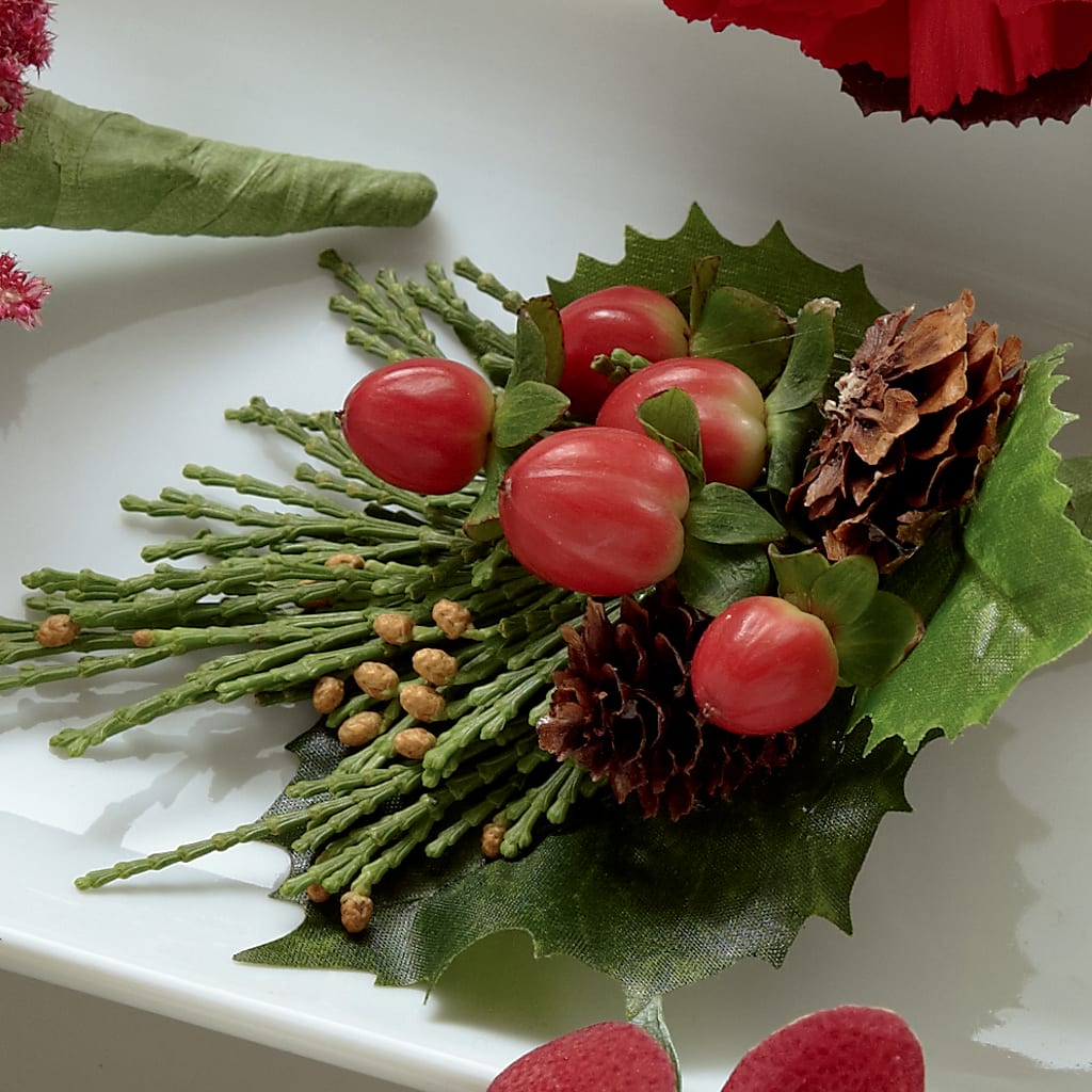 Red Berry Boutonniere – Fairy Queen Floral, Madera CA