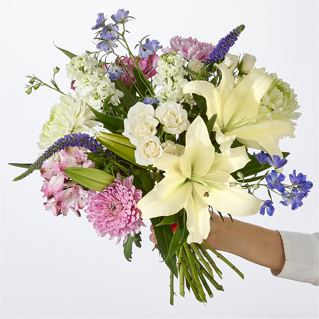Winter Celebration Bouquet –  Fairy Queen Floral, Madera CA