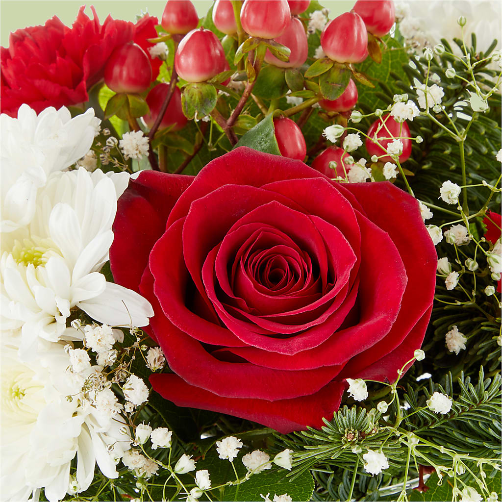 Chance of Flurries Bouquet –  Fairy Queen Floral, Madera CA