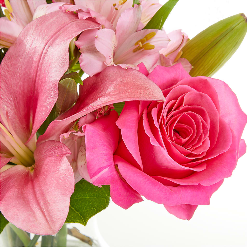 Lots of Love Bouquet –  Fairy Queen Floral, Madera CA