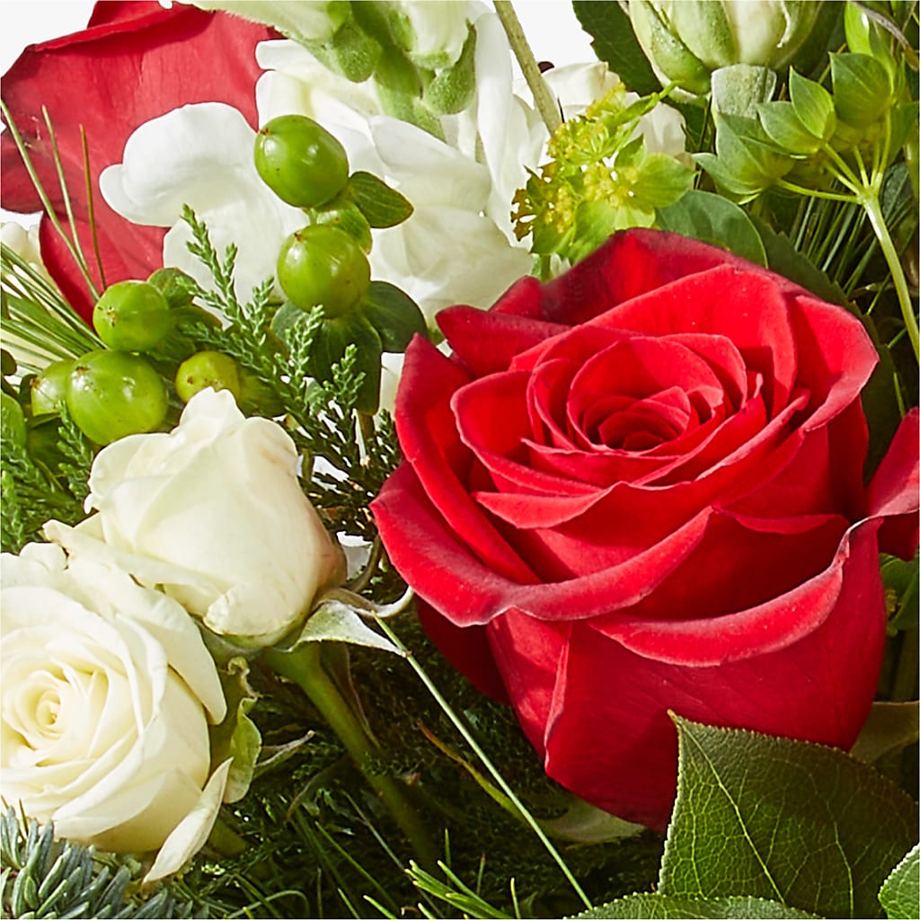 Deck the Halls Bouquet –  Fairy Queen Floral, Madera CA