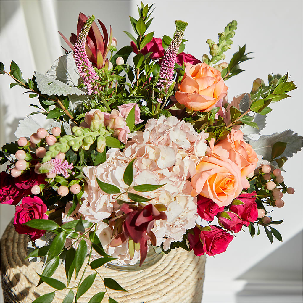 Glitz & Glam Bouquet –  Fairy Queen Floral, Madera CA