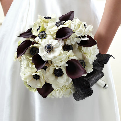 To Have and To Hold Bouquet –  Fairy Queen Floral, Madera CA