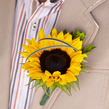 Free Spirit Boutonniere –  Fairy Queen Floral, Madera CA